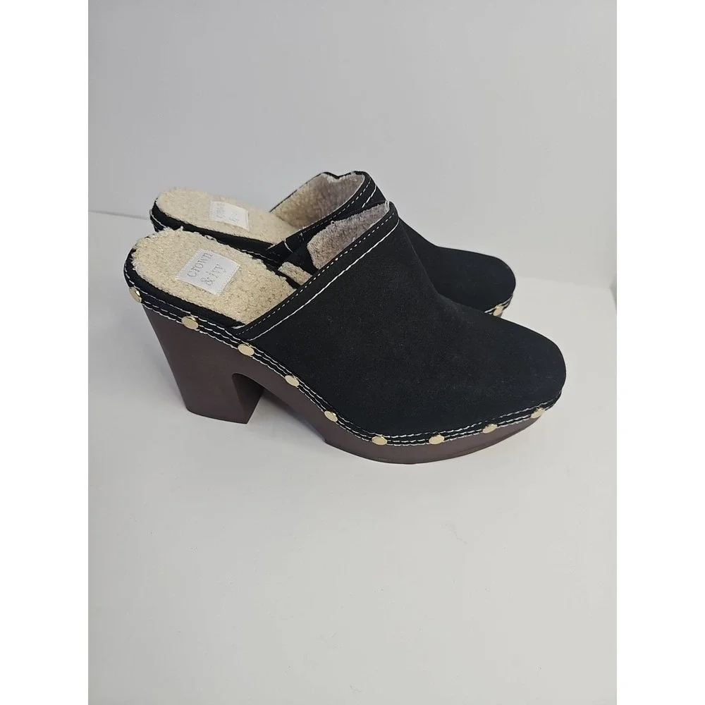 Crown & Ivy Women's Platform Sherpa Lined Clogs‎ black Size 8